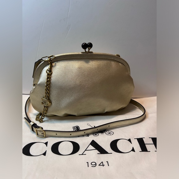 COACH Soft Kiss Lock Crossbody Clutch Metallic GOLD Soft Calf Leather EUC - Picture 10 of 14